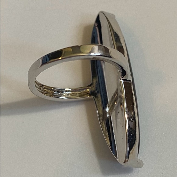 NEW Beyond Rings Genuine Onyx Elongated Silver Ring Size 7 - Picture 2 of 5